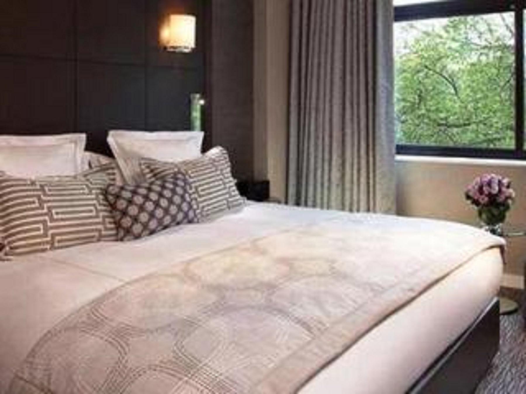 Jumeirah Carlton Tower London Eksteriør bilde
