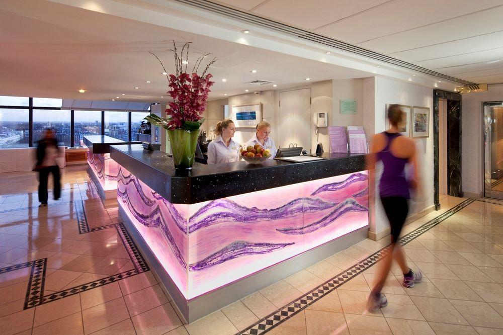 Jumeirah Carlton Tower London Eksteriør bilde